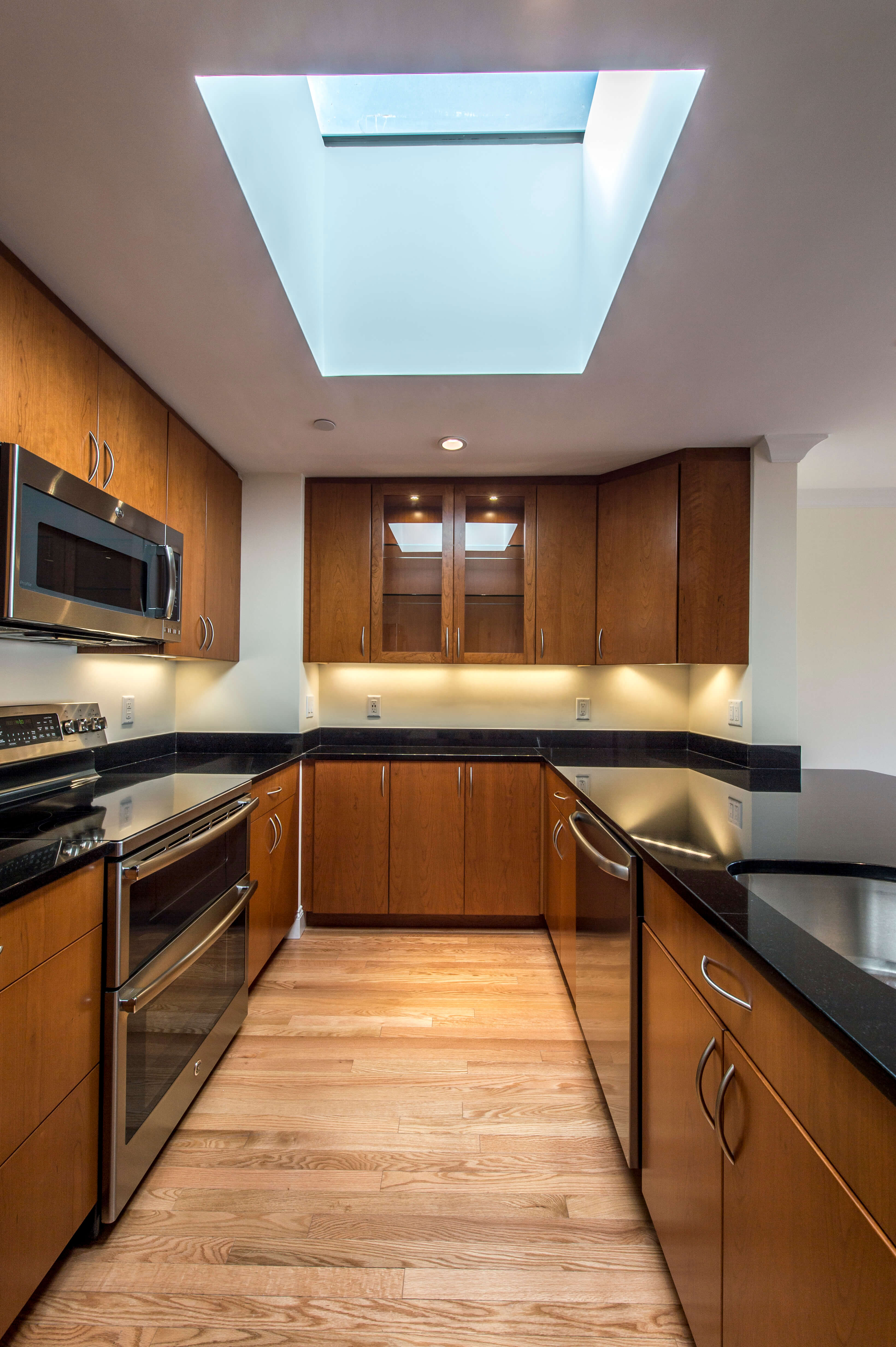 Photos of apartment on Beacon St.,Brookline MA 02246
